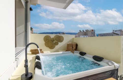 Monastiraki Apartment | Acropolis Retreat with 2 Private Plunge Pools