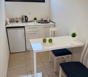 Dobra Voda Apartment | Adam & Eve Family Apartment