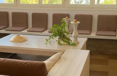 Ireon Hotel | ADAMANTIA HOTEL