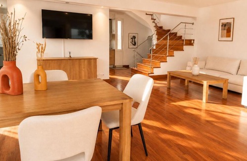 Elliniko House | Adelos II Glow Villa 5BR 360m -Elevator-Rooftop
