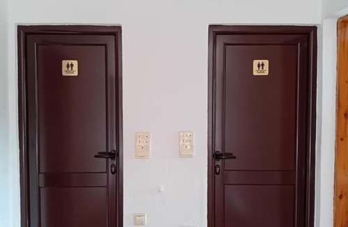 Ulcinj House | Adi
