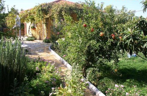 Menegata House | Adonino Residence-The House of Pomegranates
