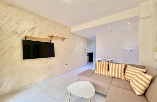 Maini Apartment | Adriatic Central 2BDR Apartment