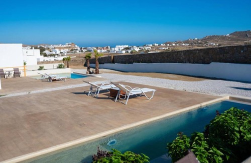 Ano Mera Apartment | Adyton Luxury Suites, Mykonos Poolside Luxury