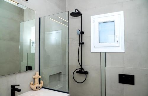 Azolimnos Apartment | Aegean Crown