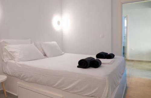 Nea Iraklia Apartment | Aegean Seaview Grand Suite 180 degrees