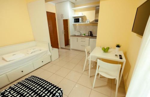 Perea Apartment | Aegean studio by the sea III
