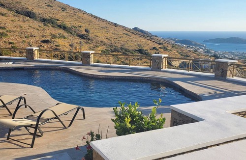 Ios Town Villa | AEGEAN VILLAS IOS: VILLA HOPE