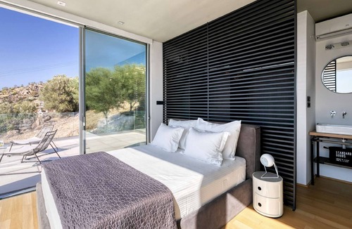 Kontos Villa | Aegina villa with pool and breathtaking views