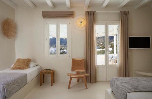 Platis Gialos Apartment | Aerina Residences
