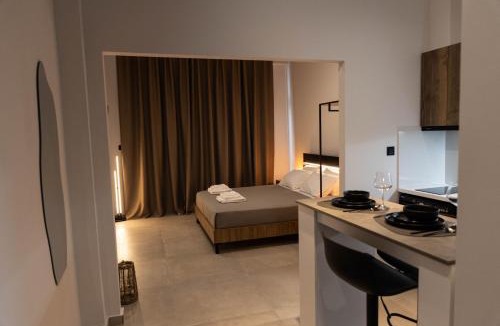 Xanthi Apartment | Aesthe Suites Noir