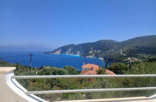 Platrithias Apartment | Afales Villa and Studios