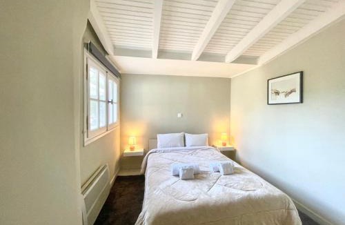 Spata-Artemida House | Aggelou Apartments-10 mins from Athens airport