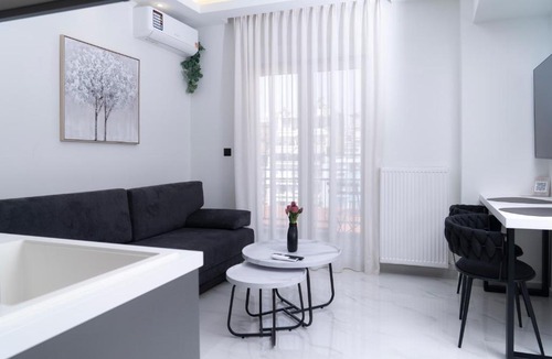 Thessaloniki City Centre Apartment | Agias Sofias Luxury Apartments