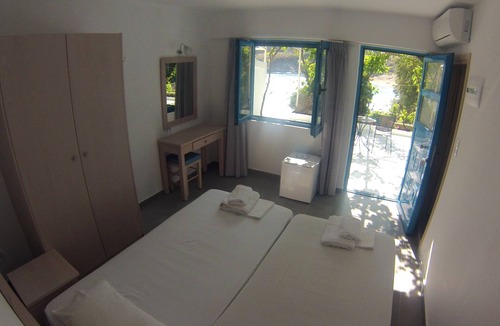 Vizari Hotel | Agios Pavlos Hotel
