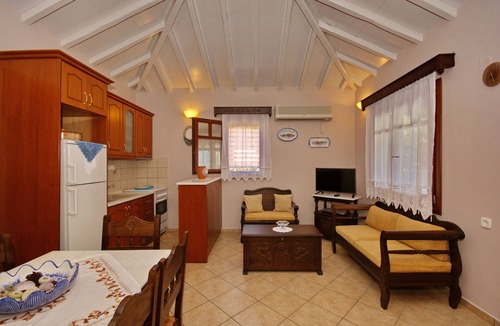 Steni Vala Hotel | Agnantema Villas