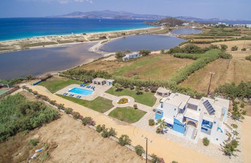 Agios Prokopios Apartment | Agyra Studios