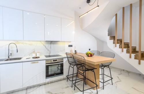Agios Nikolaos Town House | Aikanto Residence