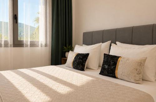 Alikanas Apartment | Aimilio's Place - Peaceful 2-Bedroom Apartment