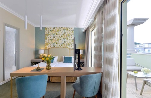 Ilisia Hotel | Airotel Stratos Vassilikos Hotel