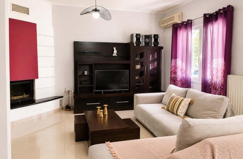 Argolis Region Apartment | Aithra Garden House - Modern Stay near Mycenae