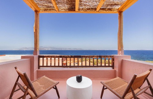 Stelida Hotel | Akre Hotel - Designed for Adults