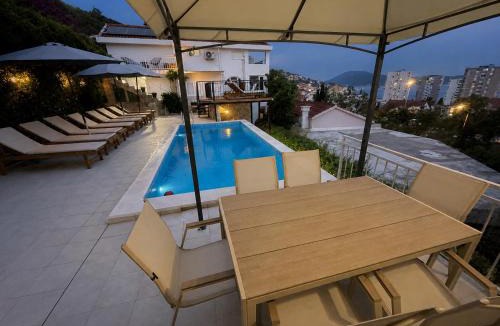 Trebesinj Apartment | Al Mare Vacation Home