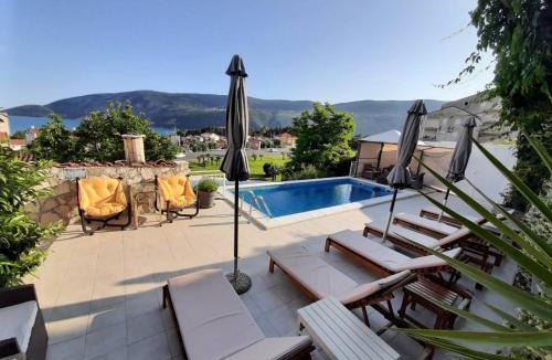 Trebesinj Apartment | Al Mare Vacation Home