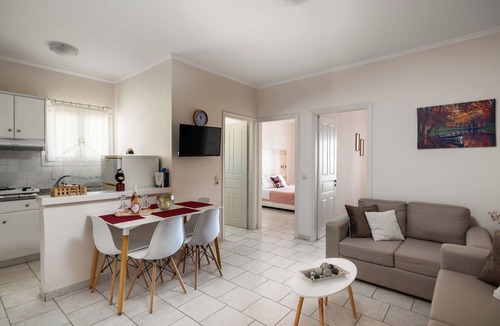 Ipsos Apartment | Albatross Seaview Apartment by Konnect, Ipsos