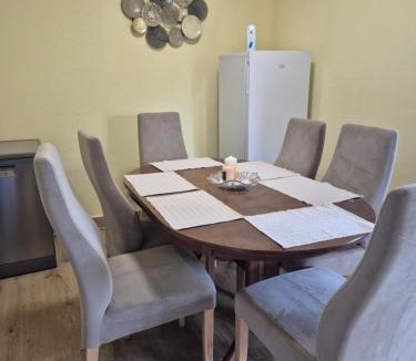 Mrcevac Apartment | Aleksandar Appts