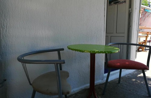 Sutomore Hostel | Aleksandar
