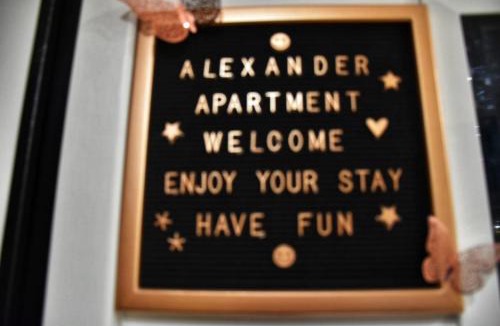 Serres Apartment | Alexander apartment serres