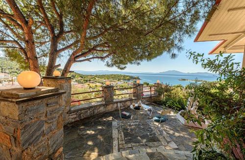 Volos House | Alexander's