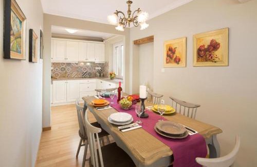 Old Town Apartment | Alexandras Downtown Penthouse