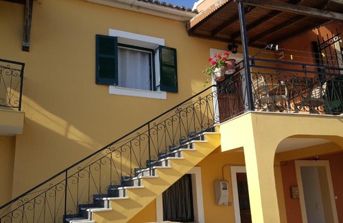 Vatos House | Alexandros House with private parcking