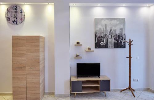 Pylos Apartment | Alexis House Studio