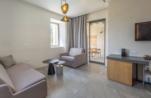 Evrostina Hotel | Alissachni SeaSide Hotel