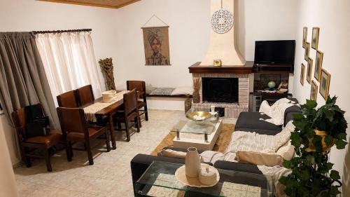 Mandra-Eidyllia House | All seasons Mountain escape