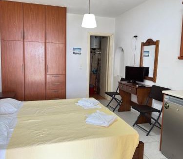 Logaras Apartment | Allblue Paros