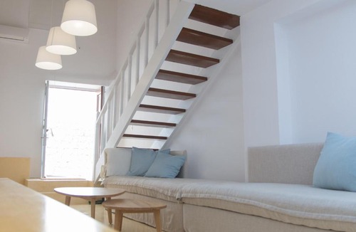 idhra Apartment | Alleyway House