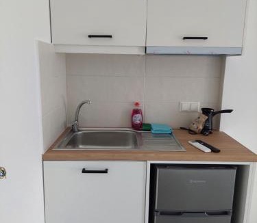Elafonisos Apartment | Almiriki- Ground Floor Seafront Studio
