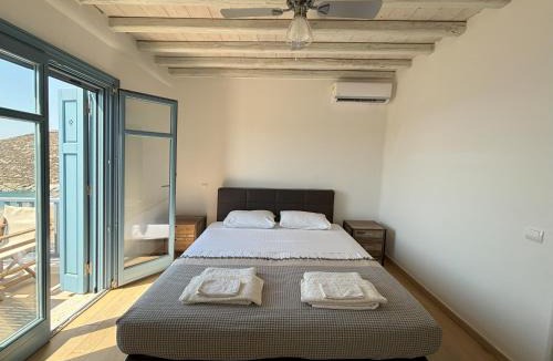 Kithnos Villa | Almyra Red Villa