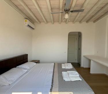 Kithnos Villa | Almyra Red Villa