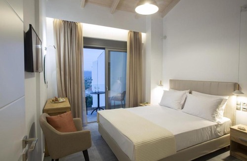 Apolpaina Villa | Aloft Luxury Villas Lefkada - Heated pool Lefkia Villa