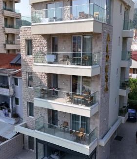 Maini Apartment | Alpesa Apartments
