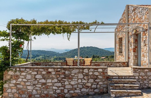 Alikias House | Althea