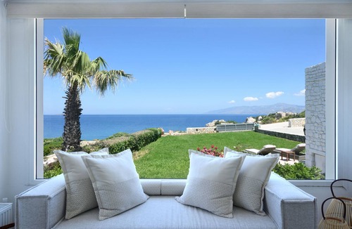 Paros Villa | Amalgam Homes Paros - Agia Thalassa - Beachfront Private Pool Villa