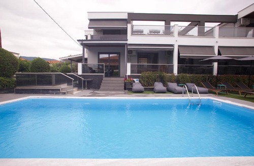 Asprovalta Apartment | Amalia Center