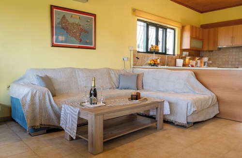 Akrotiri House | Amaryllis Haus