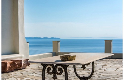 Exomvourgo House | Amaryllis house - Tinos